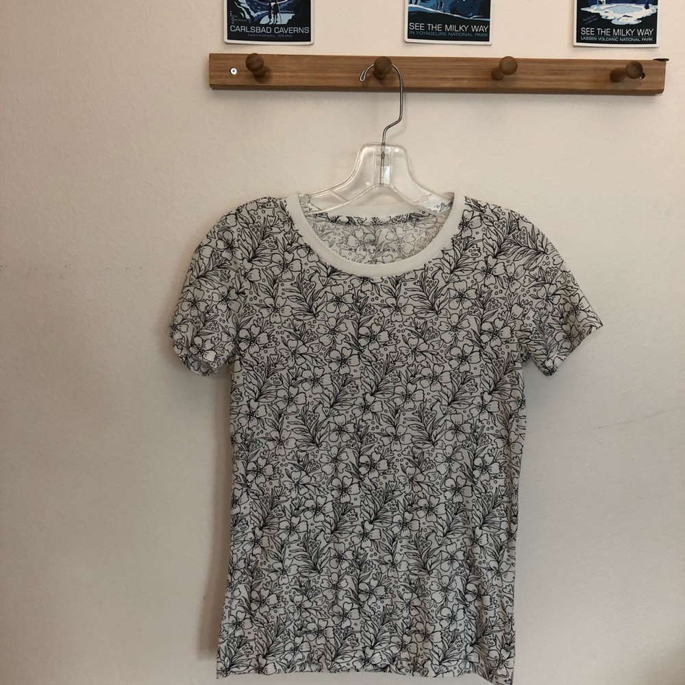 Aeropostale Prince & Fox floral print shirt